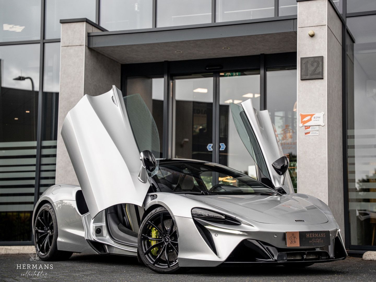 McLaren Artura 3.0 V6 Plug-in / Org. NL / PPF / Carbon /