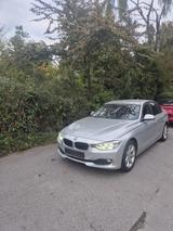 BMW F30 318d - in Silber zu verkaufen!! - BMW 318 in Solingen
