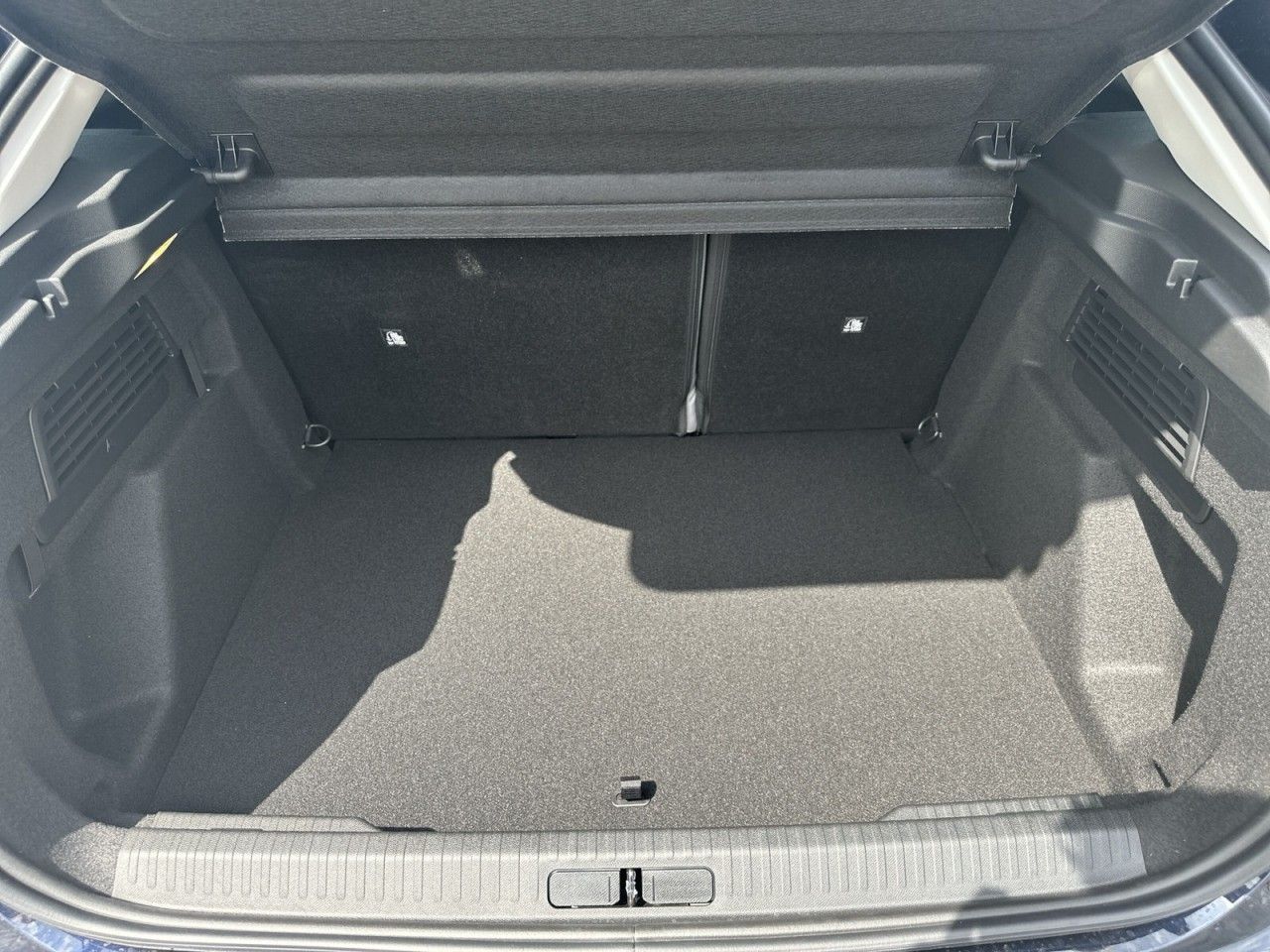 Fahrzeugabbildung Citroën C4 Hybrid 145 Doppelkupplung 6-Gang COLLECTION