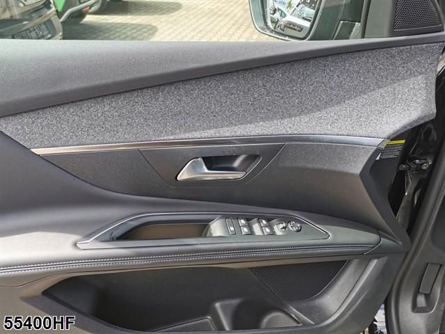 Fahrzeugabbildung Peugeot 3008 1.2 PureTech 130, Allure Pack