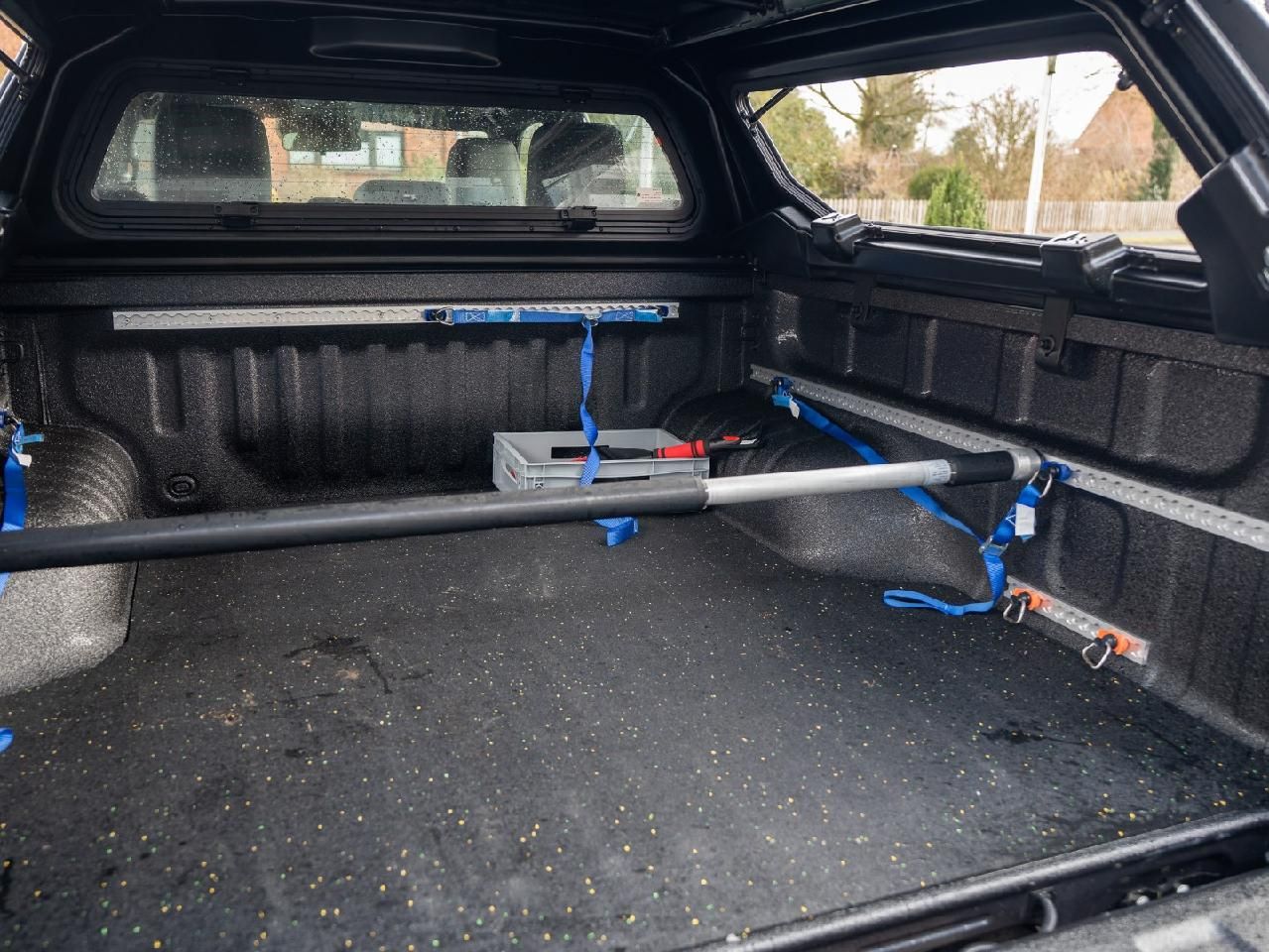 Fahrzeugabbildung Isuzu D-Max Space Cab 4WD LSE