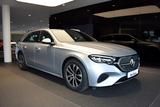 Mercedes-Benz E 200 T AvantgardeAD+LED+Pano+AHK+Distronic+Totw - Mercedes-Benz E 200: Schiebedach