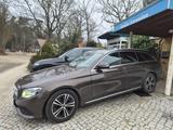 Mercedes-Benz E 200 E T 4Matic SPORT/Navi/AHK/LED/ - Mercedes-Benz E 200: Kombi, 4matic