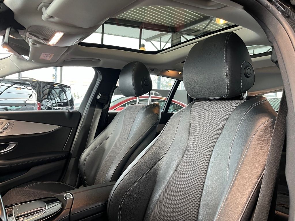 Fahrzeugabbildung Mercedes-Benz E 300 deT 4M AMG AHK Distronic+ Pano HUD LED 360