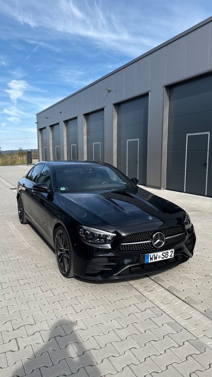 Image of Mercedes-Benz E 220