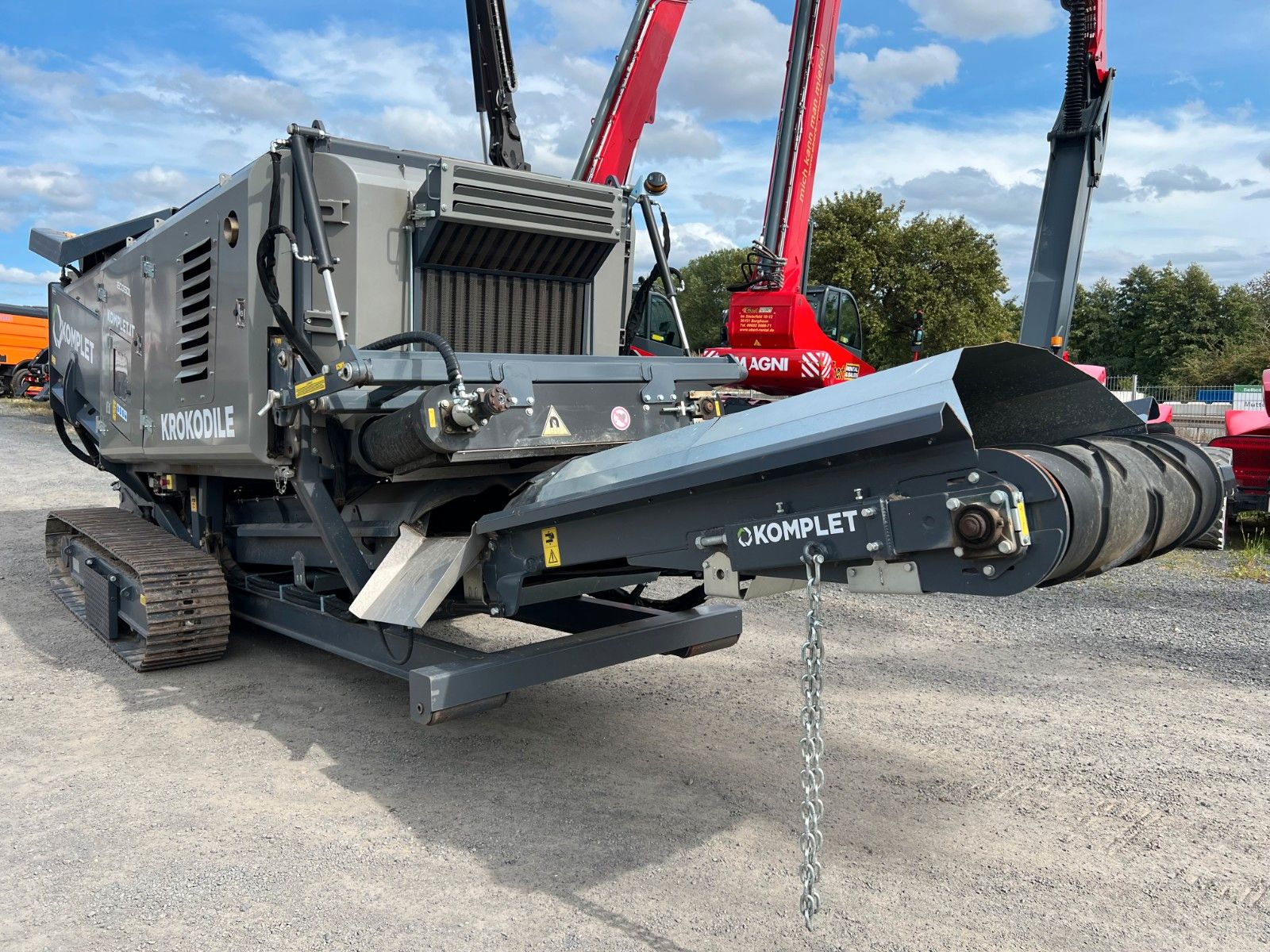 Fahrzeugabbildung Andere Komplet Krokodile / nur 76h! / 2022 / Schredder