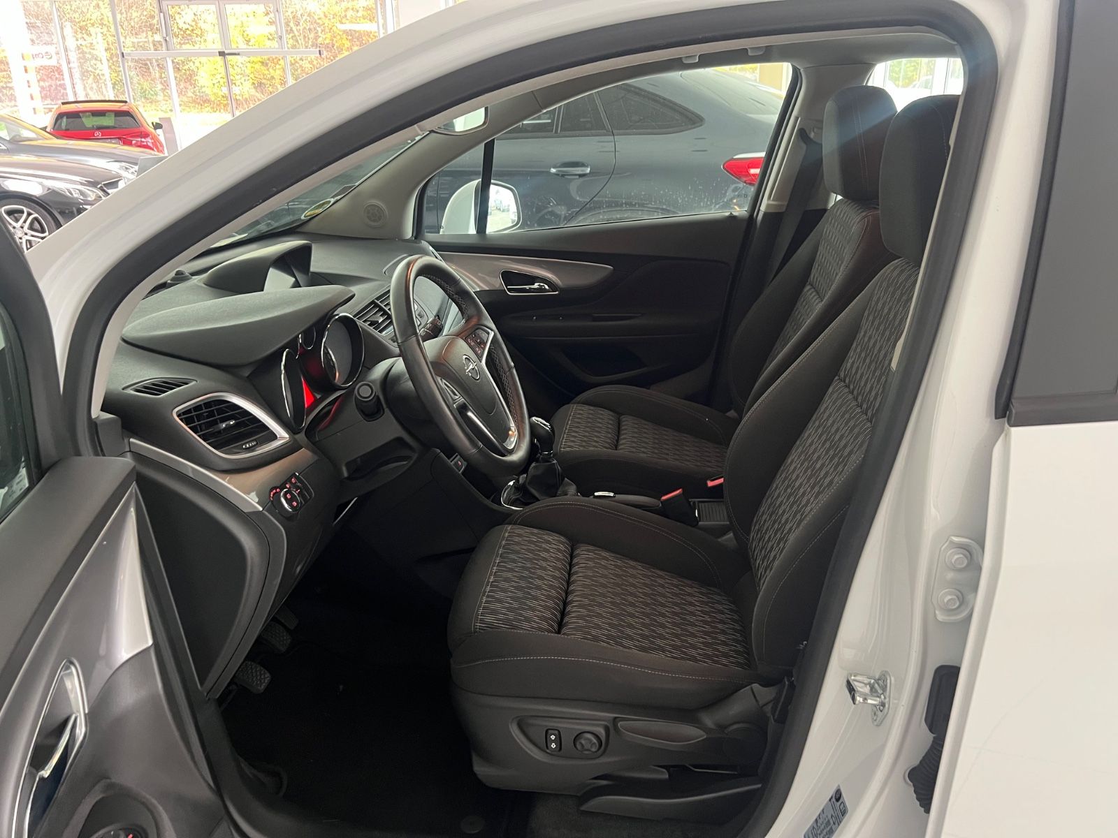 Fahrzeugabbildung Opel Mokka Edition ecoFlex * FAHRRADTRÄGER*SITZHEIZ*