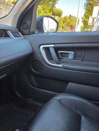 Land-Rover Discovery Sport - 12