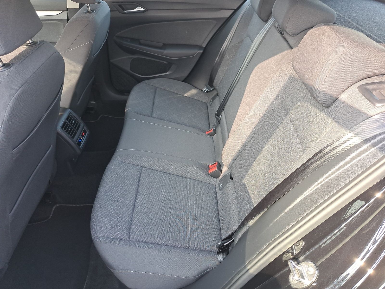 Volkswagen Golf - Bild 14