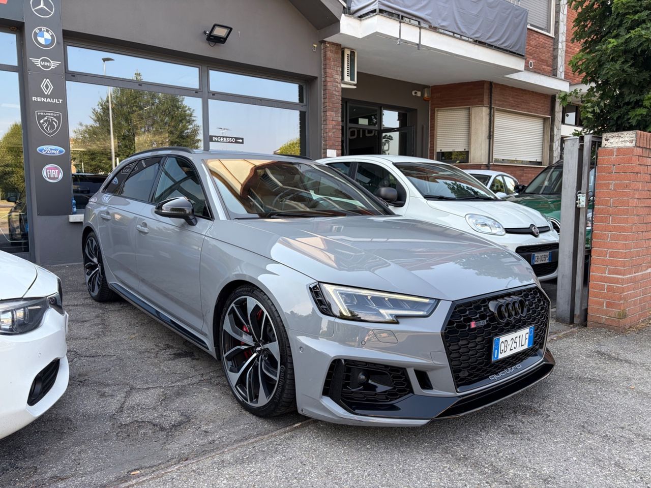 Audi rs4 avant imagem 3