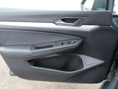 VW Golf VIII Variant 2.0TDI Life DSG Kamera LED Nav VW Golf VIII Variant 2.0TDI Life DSG Kamera LED Nav