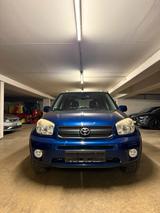 Toyota RAV4 4x4 - gebrauchte Toyota RAV 4 aus dem Jahr 2005