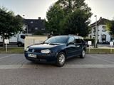 Volkswagen VW Golf IV Variant 1.6 - Volkswagen Golf aus 2005: Variant