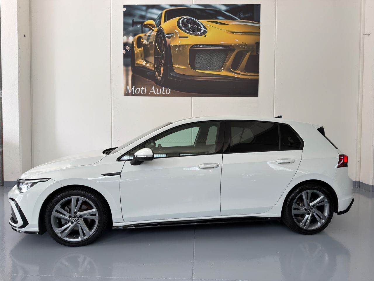Volkswagen Golf 1.5 eTSI 150 CV EVO ACT DSG R-Li imagem 3
