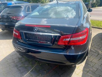 Mercedes E 250 - 3