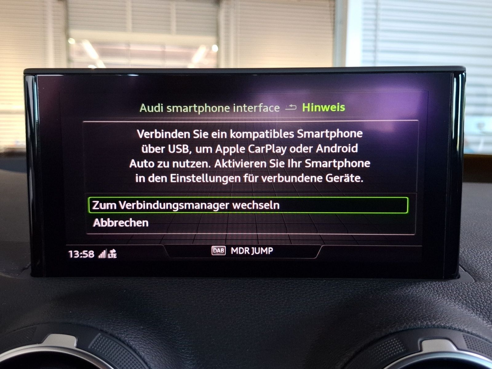 Fahrzeugabbildung Audi Q2 TFSI quattro S-Line Navi AVC ACC PDC SHZ APP