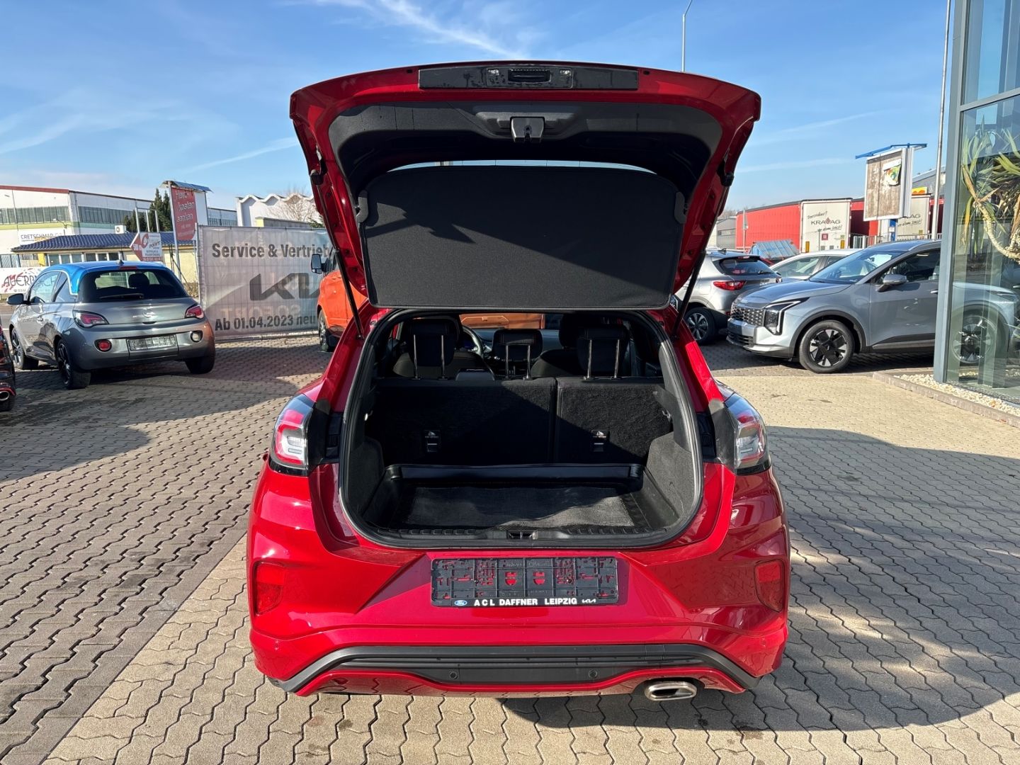 Fahrzeugabbildung Ford Puma ST-Line Navi LED DAB SHZ LenkradHZG Keyless