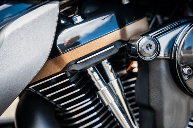 Fahrzeugabbildung Harley-Davidson ROAD GLIDE ST 117 MY23 FLTRXST FAST JOHNNIE