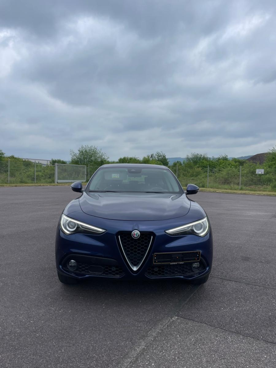 Alfa Romeo Stelvio Super Q4 ALLRAD