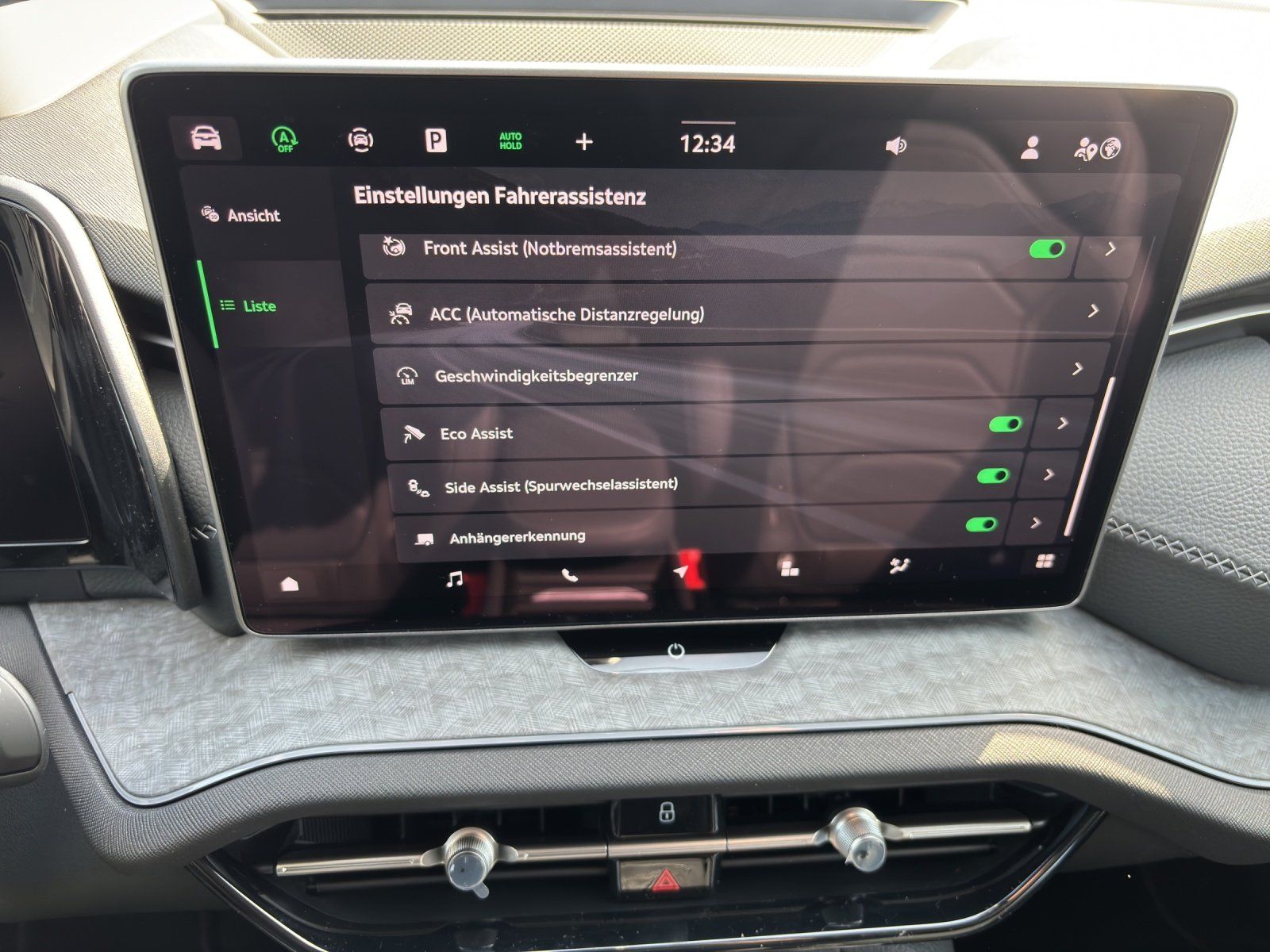 Fahrzeugabbildung SKODA Kodiaq Selection 2,0 TDI 110 kW DSG AHK/PANO/HUD