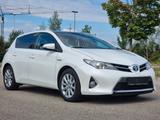 Toyota Auris Hybrid Edition-S+ 1,8-l-VVT-i Edition-S+ - Toyota Auris mit Panoramadach