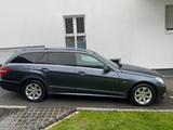 Mercedes-Benz E 300 CDI T BlueEFFICIENCY AVANTGARDE