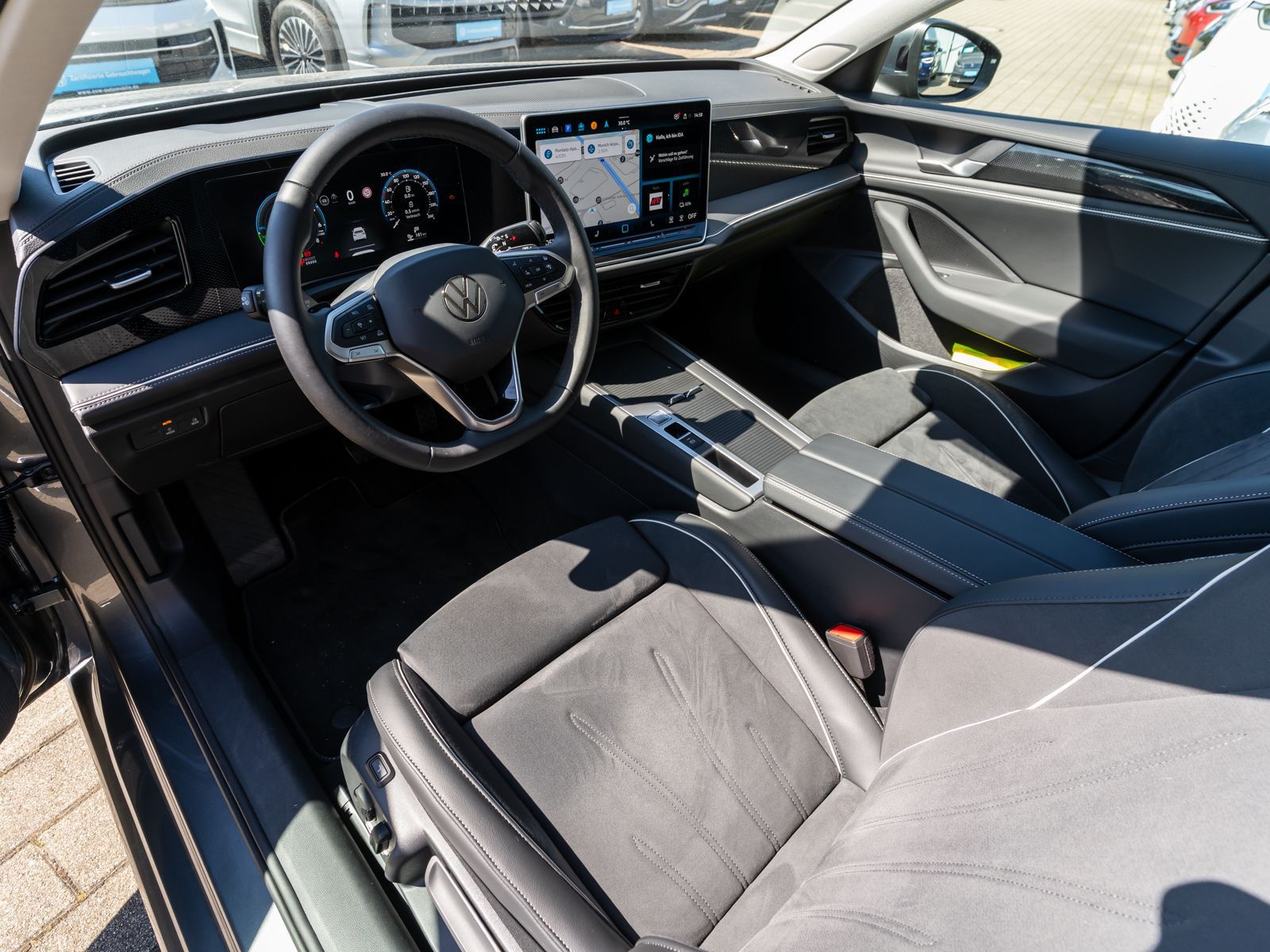 Volkswagen Passat - Bild 12