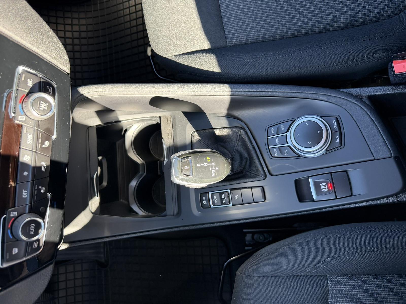 BMW X1 sDrive18i Advantage AHK Navi LED Sport SHZ PD, миниатюра 16