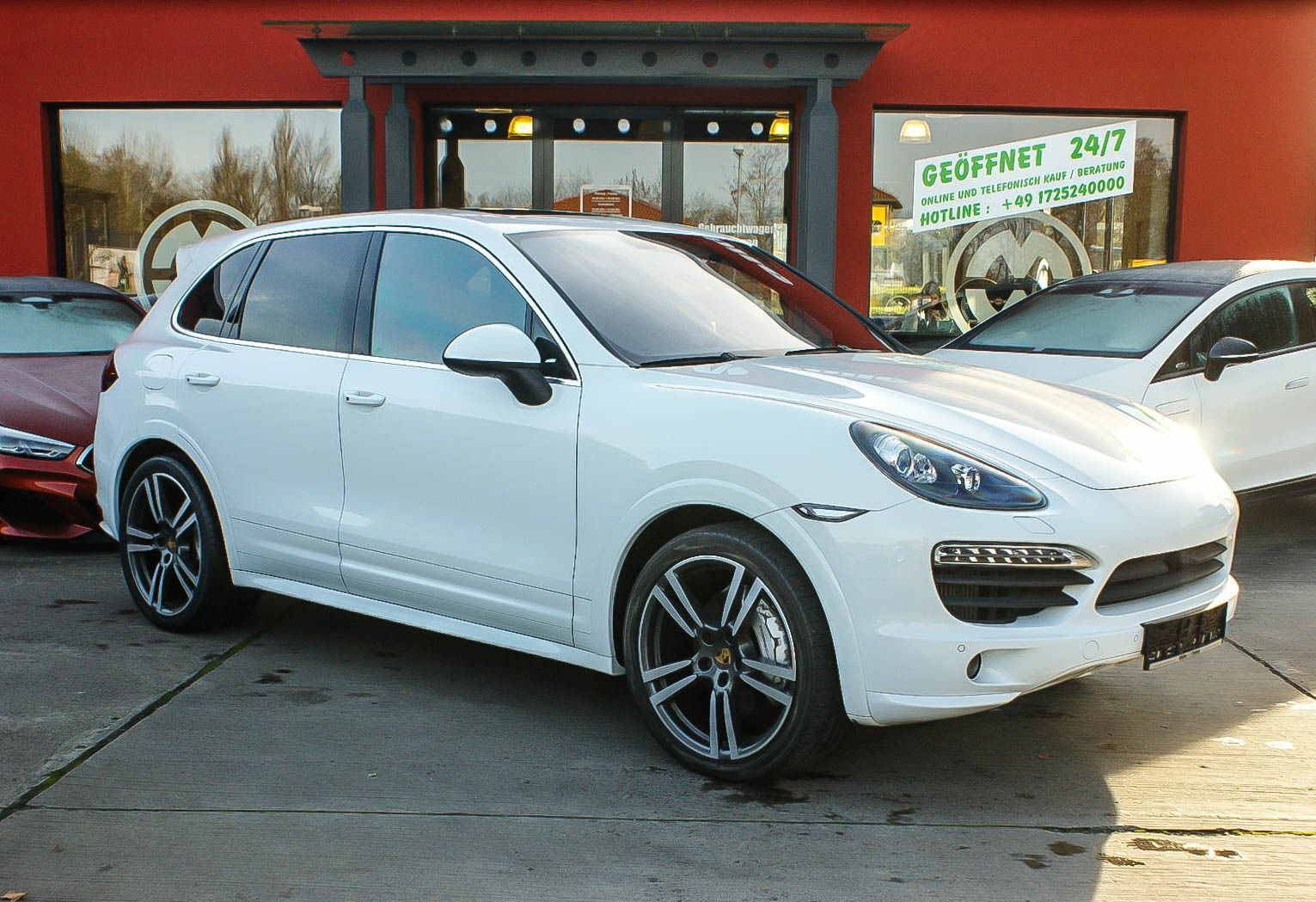 Fahrzeugabbildung Porsche Cayenne S Diesel 4.2 SPORT DESIGN PAKET 1.HAND