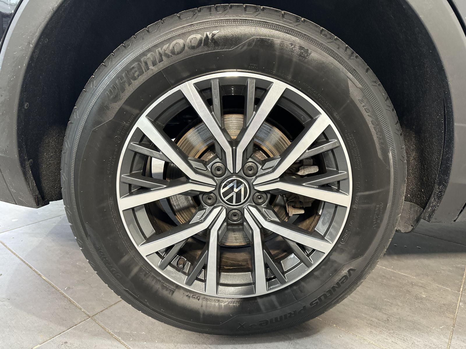 Fahrzeugabbildung Volkswagen Tiguan 1.4 TSI eHybrid Life NAV+LED+AHK+VCOCKPIT