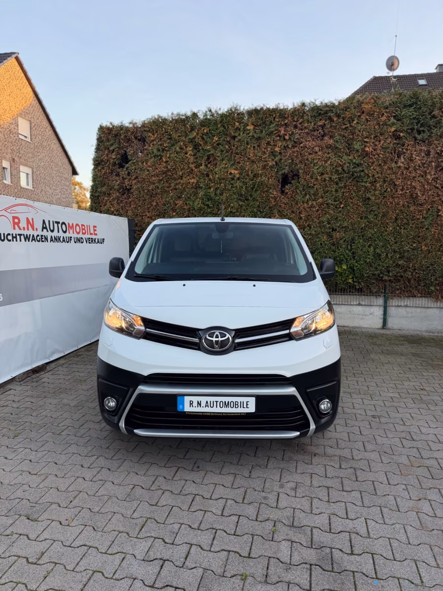 Toyota Proace Verso
