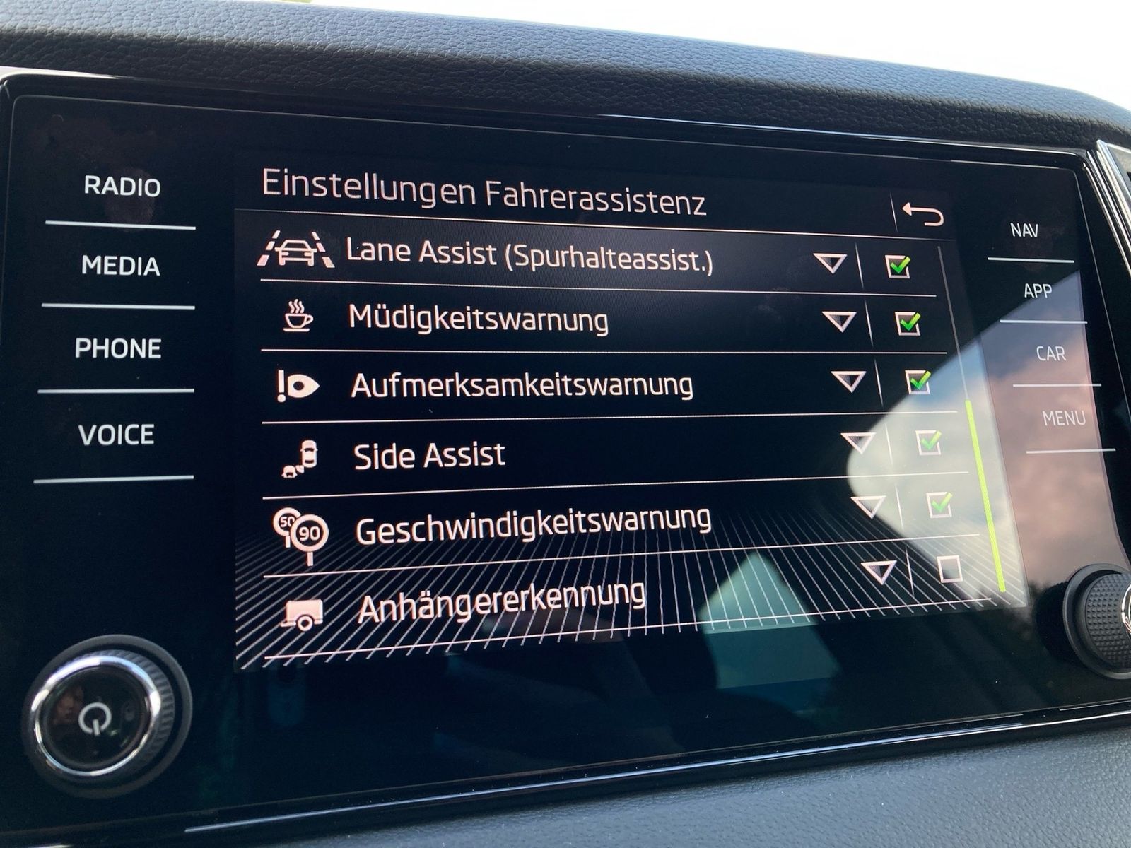 Skoda Karoq - Bild 18