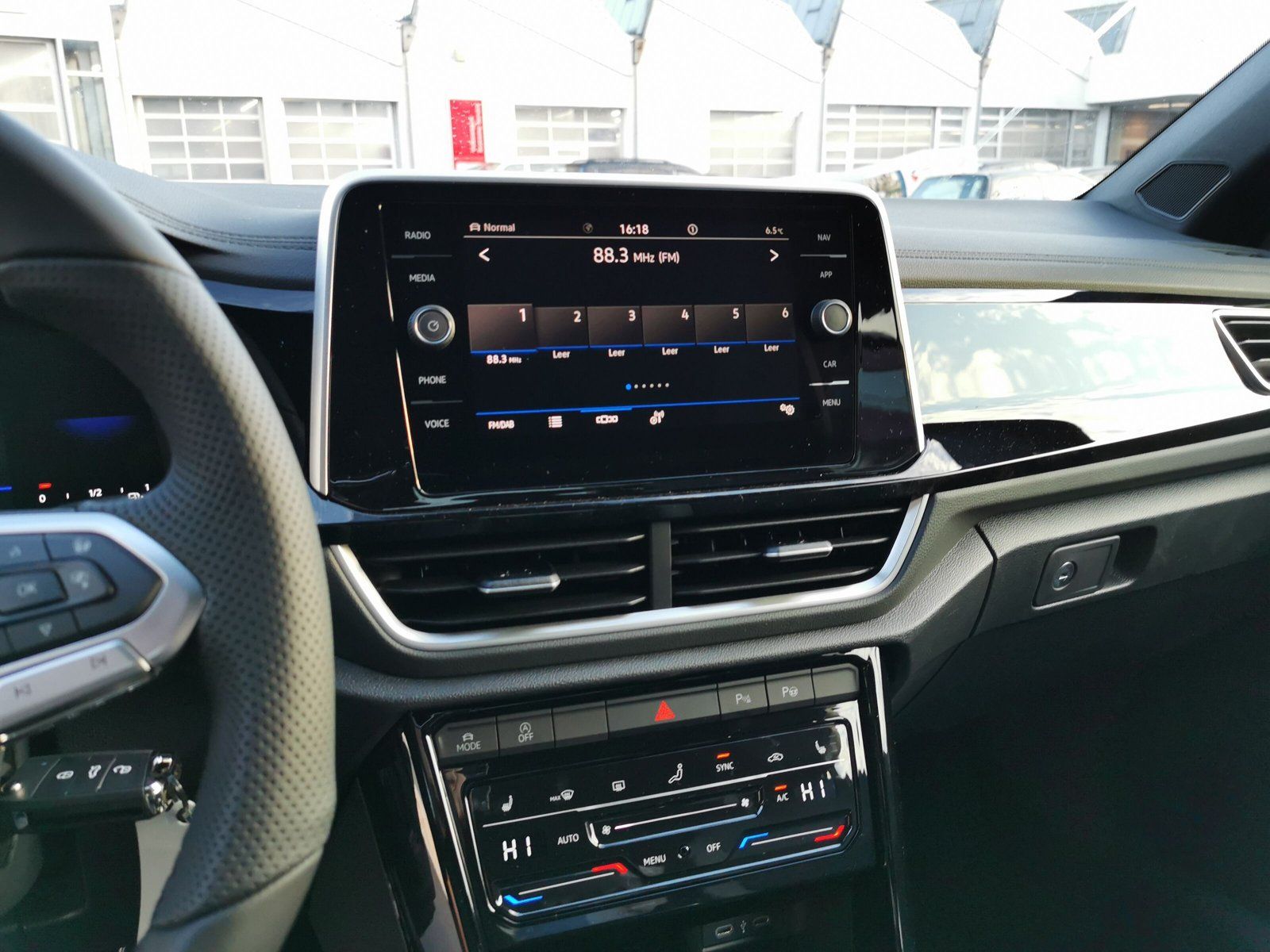 Volkswagen T-Roc - Bild 15