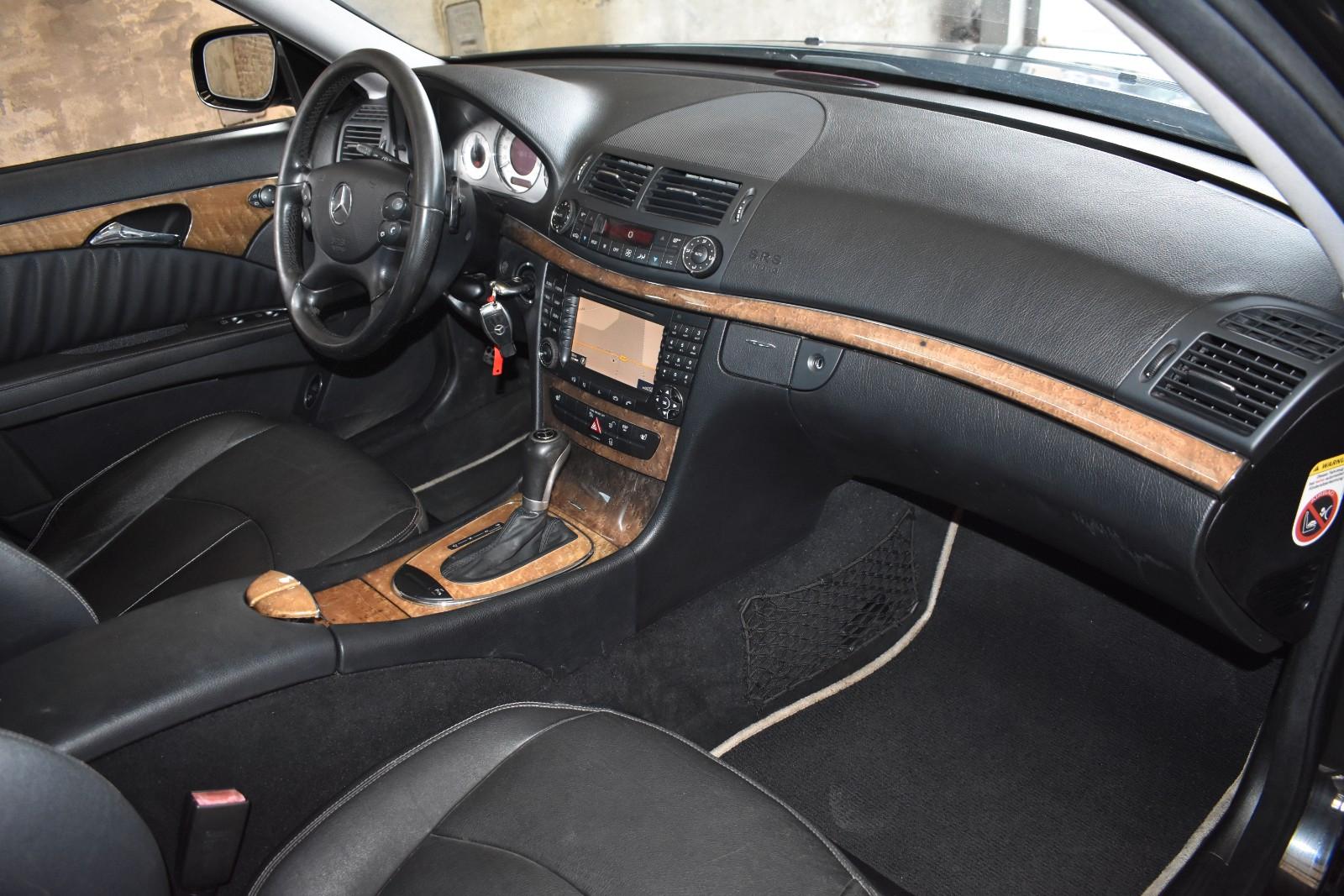Mercedes-Benz E280 2008 — photo 11