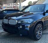 BMW X5 xDrive40d M Paket Stdh. HUD Fond Entertainmen - BMW X5 Gebrauchtwagen in Kassel