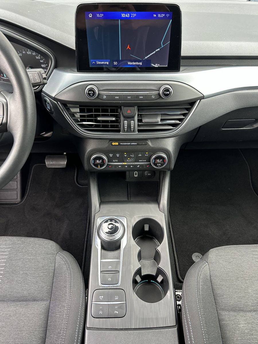 Fahrzeugabbildung Ford Focus Turnier 2.0 EB Aut. Active NAV+LED+KAM+ACC