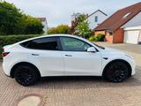 Tesla Model Y Performance | AWD | 21 Überturbine - Tesla Model Y in Braunschweig