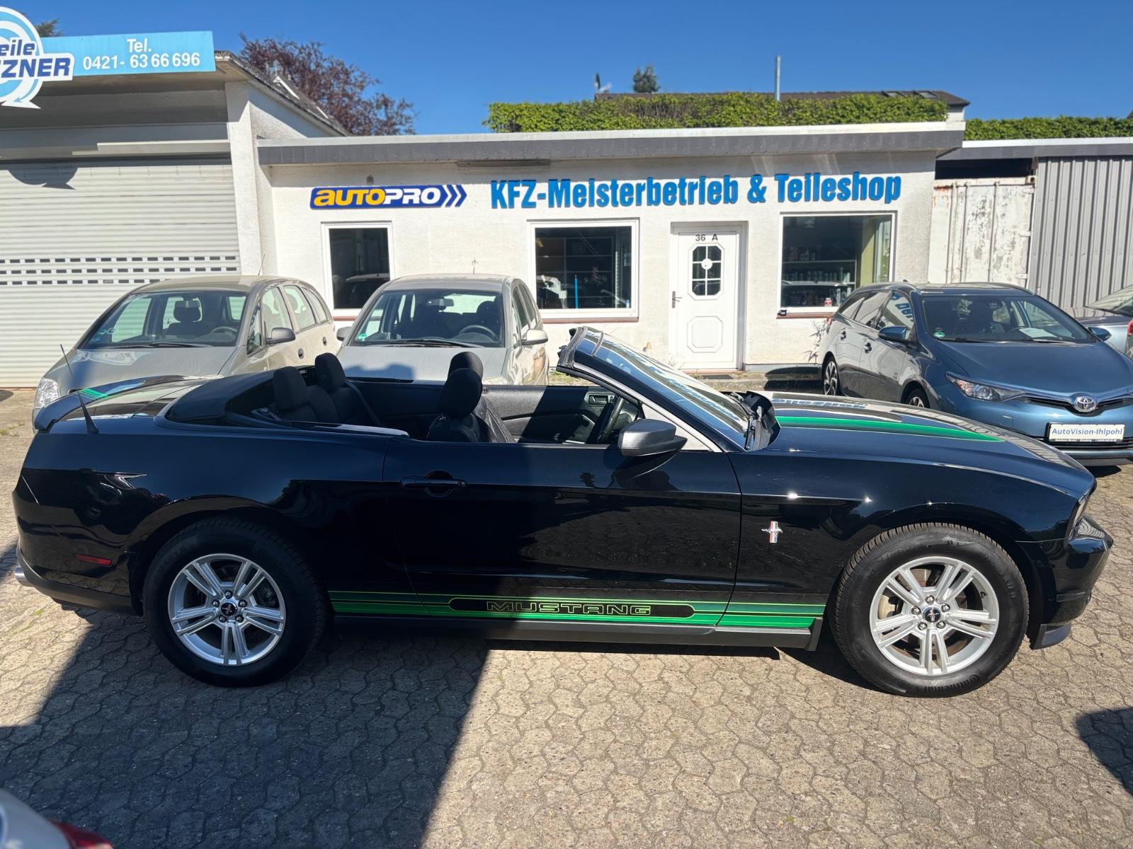 Ford Mustang*Cabrio*Automatik*TÜV NEU!!
