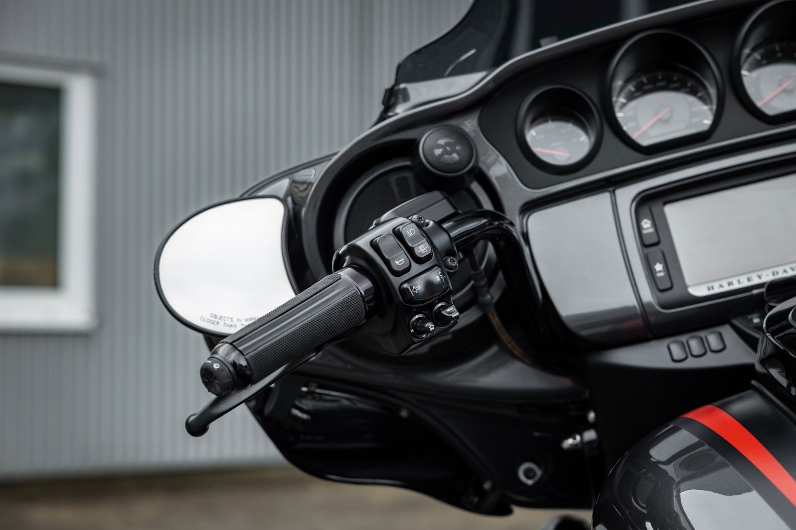 Fahrzeugabbildung Harley-Davidson CVO STREET GLIDE 117 FLHXSE - KESSTECH