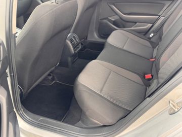 Volkswagen Passat Variant - 9