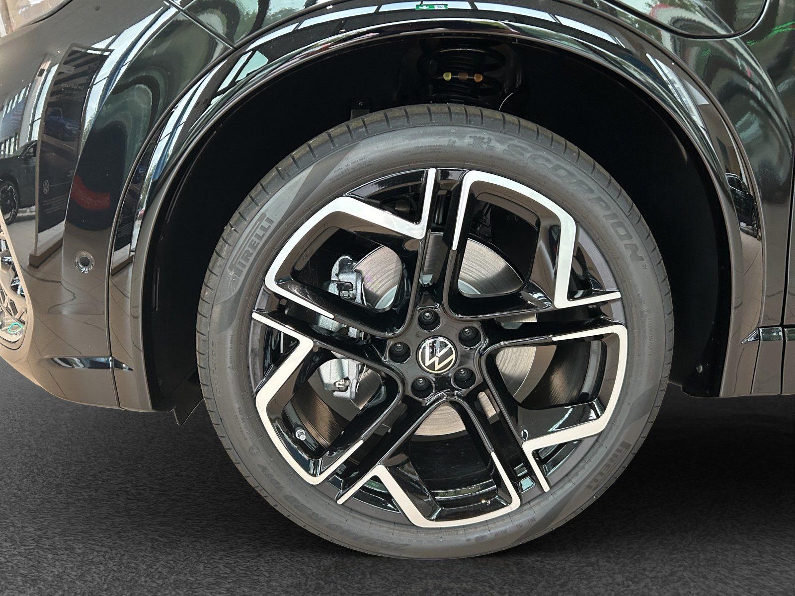 Volkswagen Tiguan - Bild 12