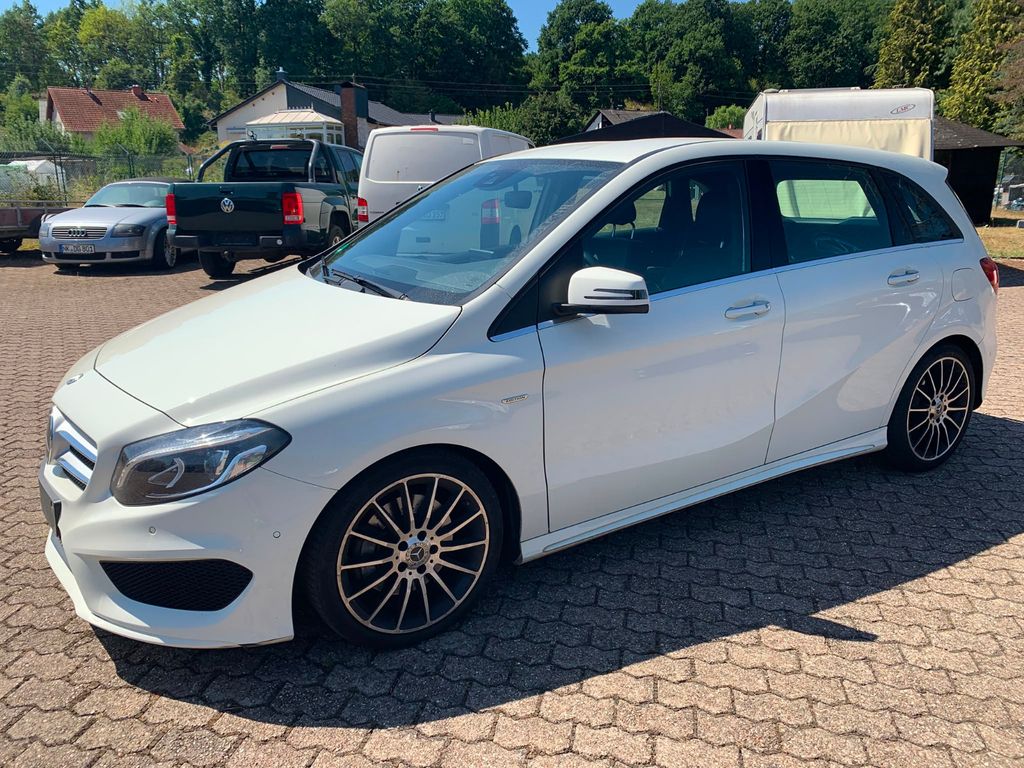 Image of Mercedes-Benz B 220