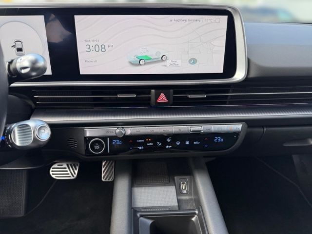 Fahrzeugabbildung Hyundai IONIQ 6 Allradantrieb 77,4kWh  UNIQ-Paket+digita