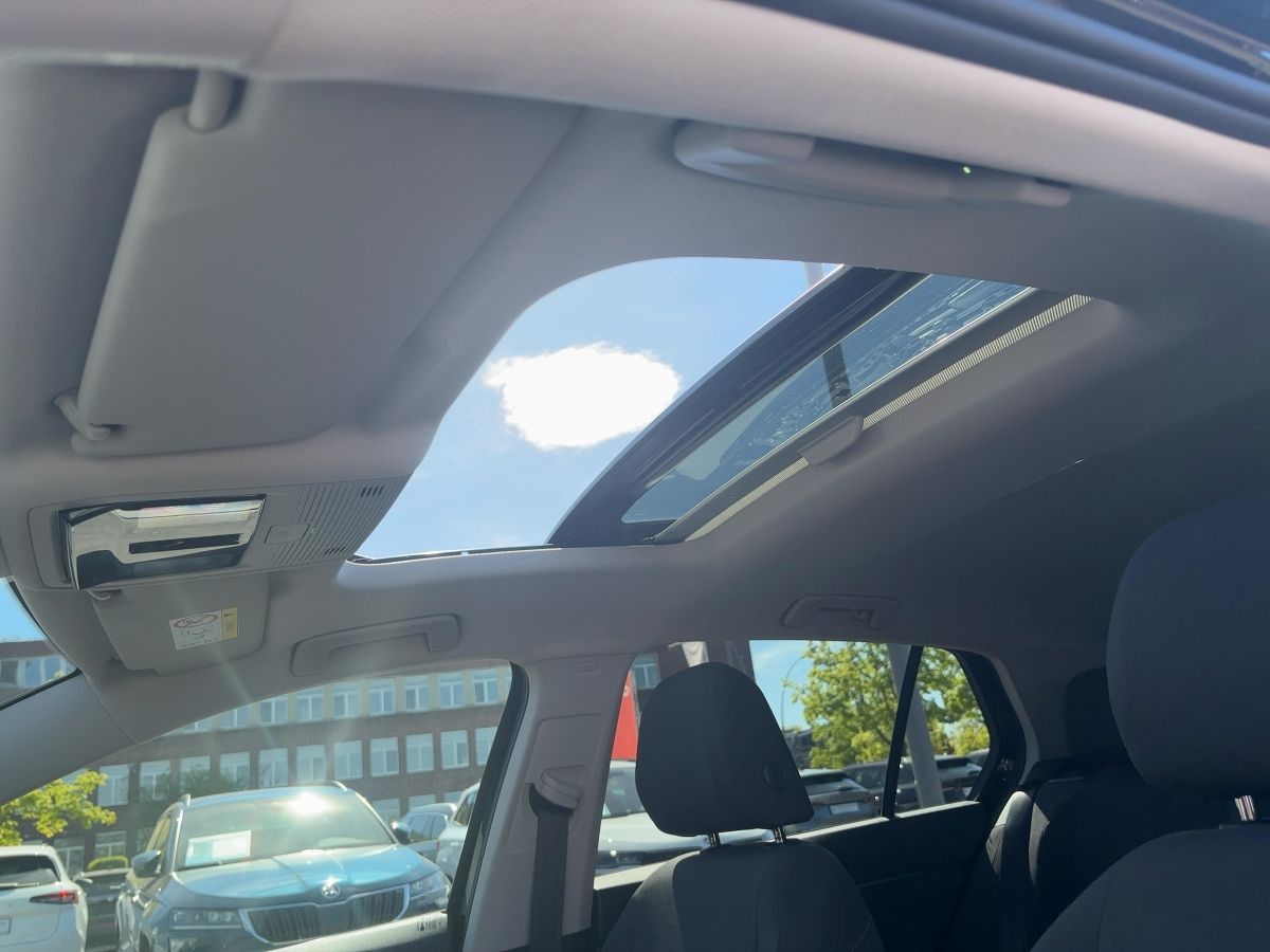 Volkswagen Golf - Bild 14