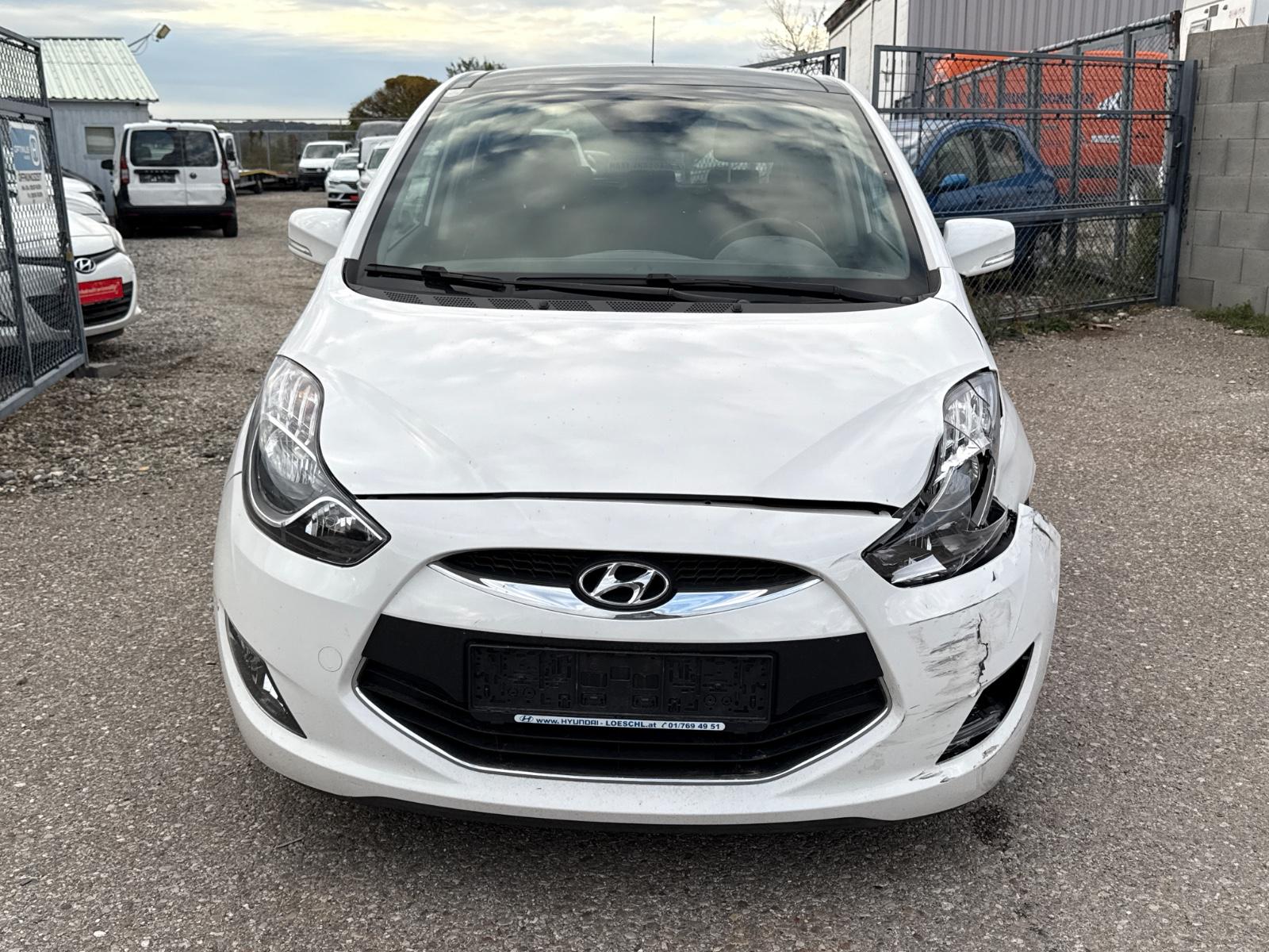 Hyundai ix20 2014 — photo 13
