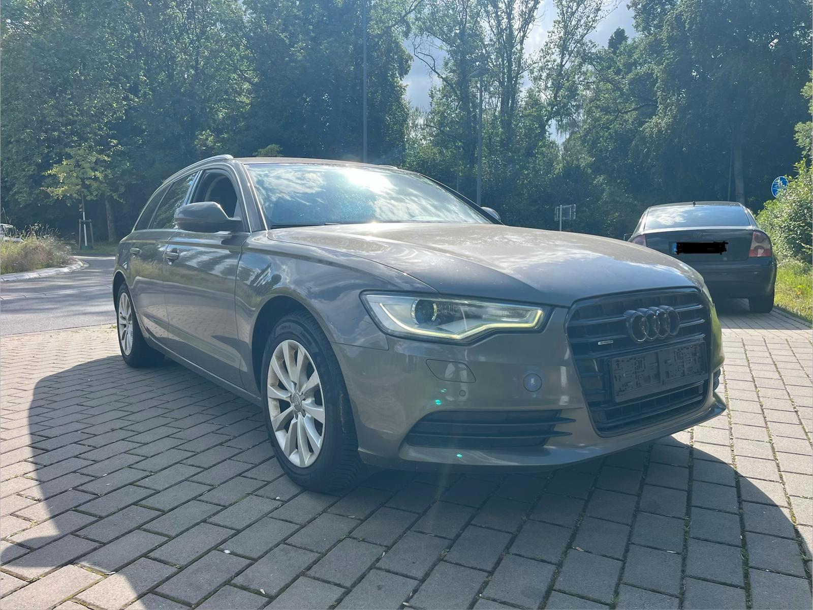 Audi A6 2011 — interior