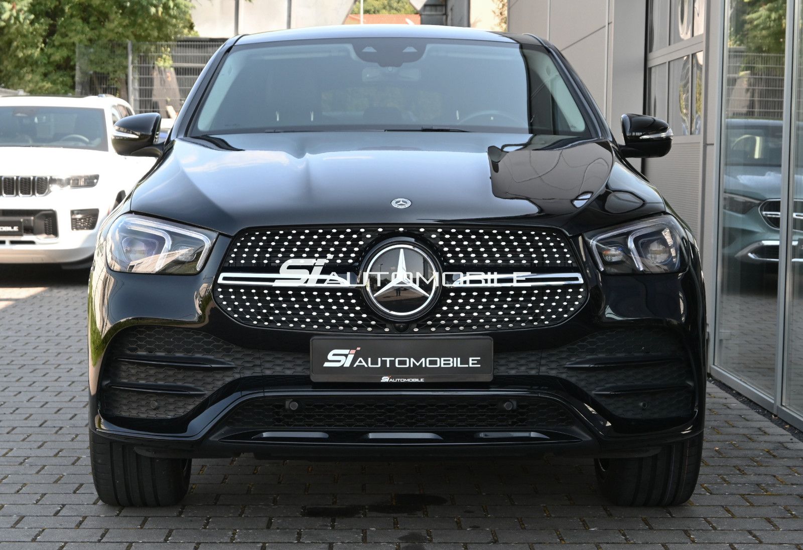 Fahrzeugabbildung Mercedes-Benz GLE 350 de 4MAT. Coupe AMG + NIGHT °ACC°AHK°HUD°