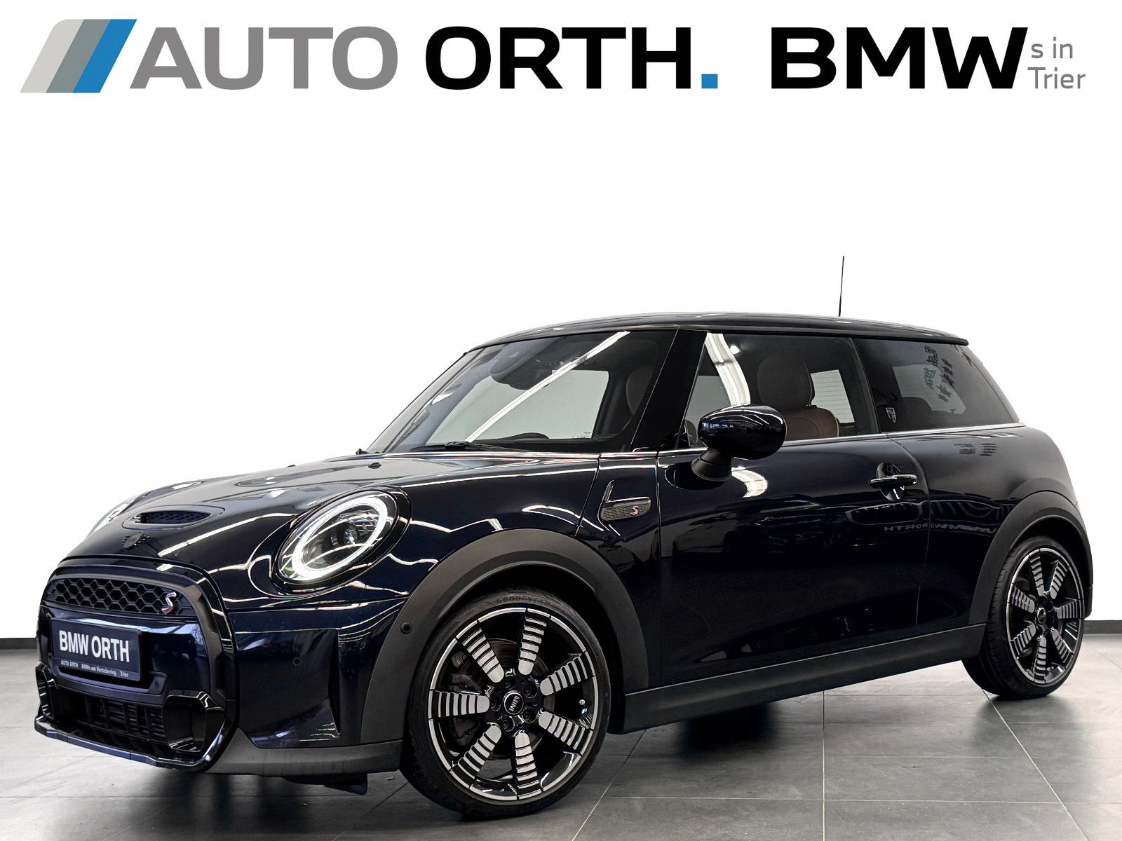 MINI Cooper S SP-AUT. LEDER HUD PANO RFK DRIVASS h/k
