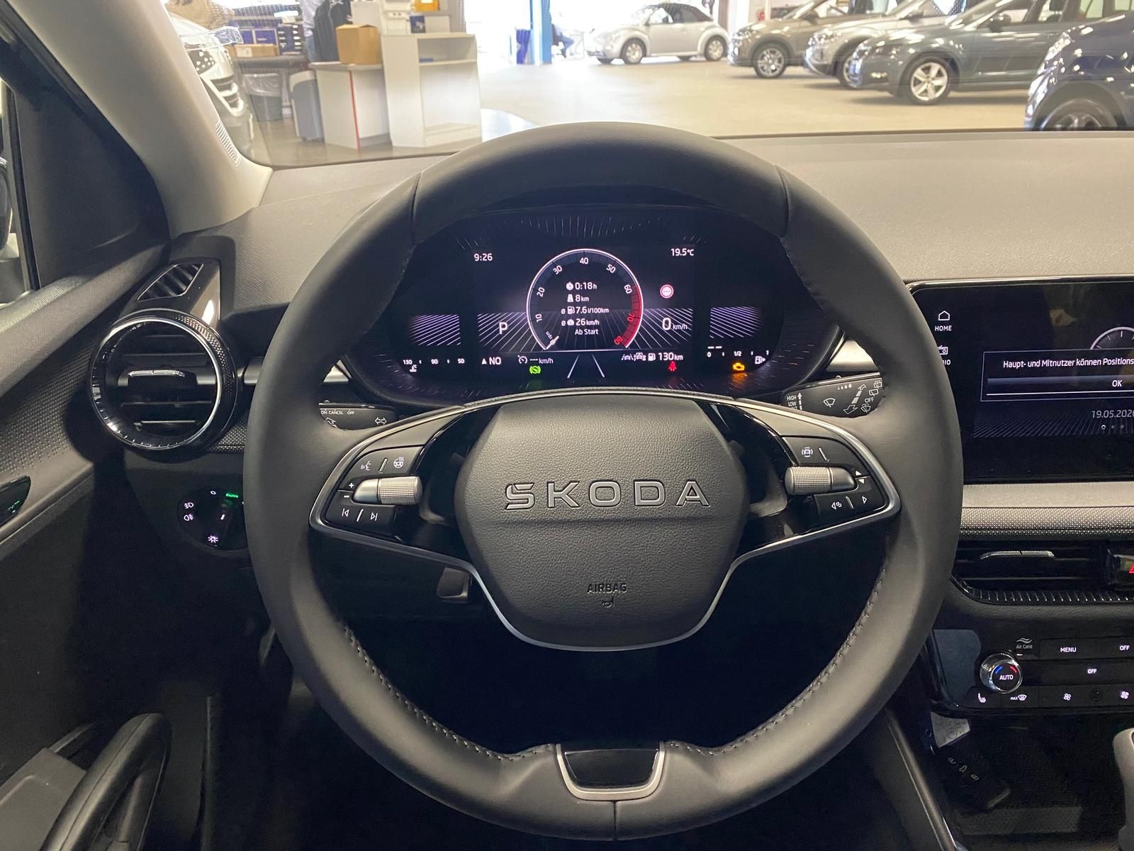 Fahrzeugabbildung SKODA Fabia 1.0 TSI DSG Selection APP+RFK+KLIMA+GA2031
