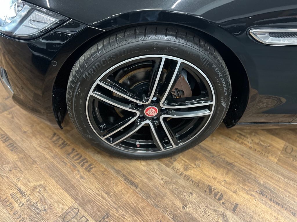 Jaguar XF Prestige/ 1.HAND/ 84.tKM/ 2016/ GARANTIE/ Jaguar XF Prestige/ 1.HAND/ 84.tKM/ 2016/ GARANTIE/